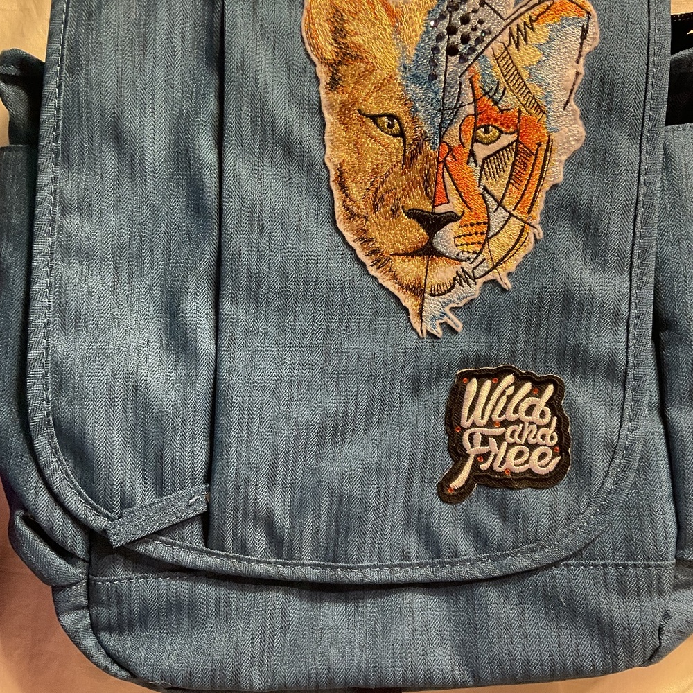 Haiku To Go Convertible 2.0 Backpack/ Crossbody/ Messenger Bag. VERY GOOD